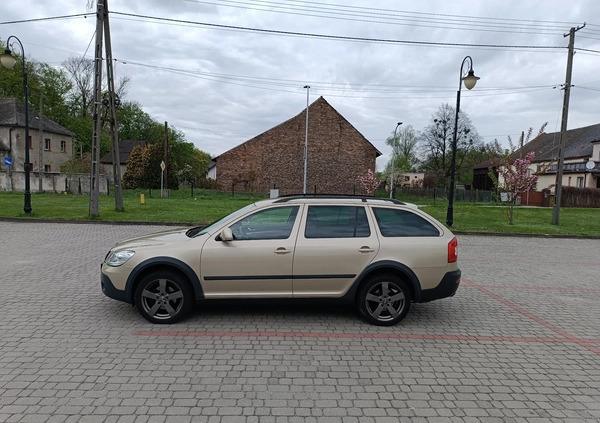 Skoda Octavia cena 33900 przebieg: 151700, rok produkcji 2011 z Glinojeck małe 154